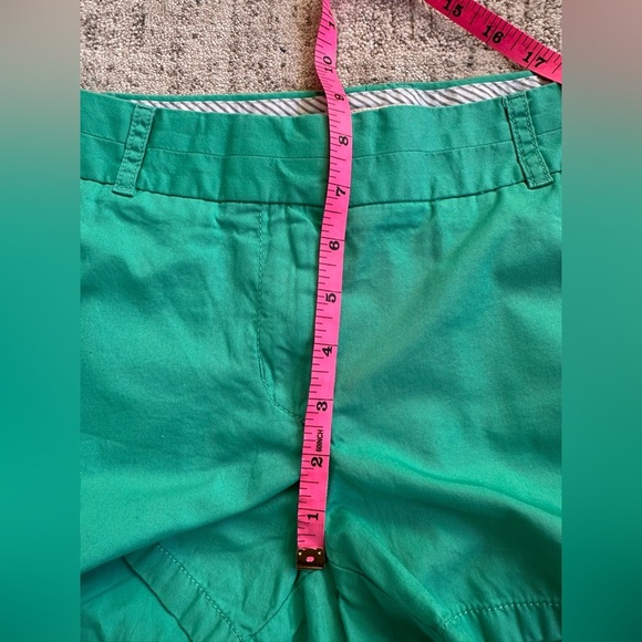 J Crew 100% Cotton Broken In Chino Shorts - Green - Size 4 - Picture 6 of 8